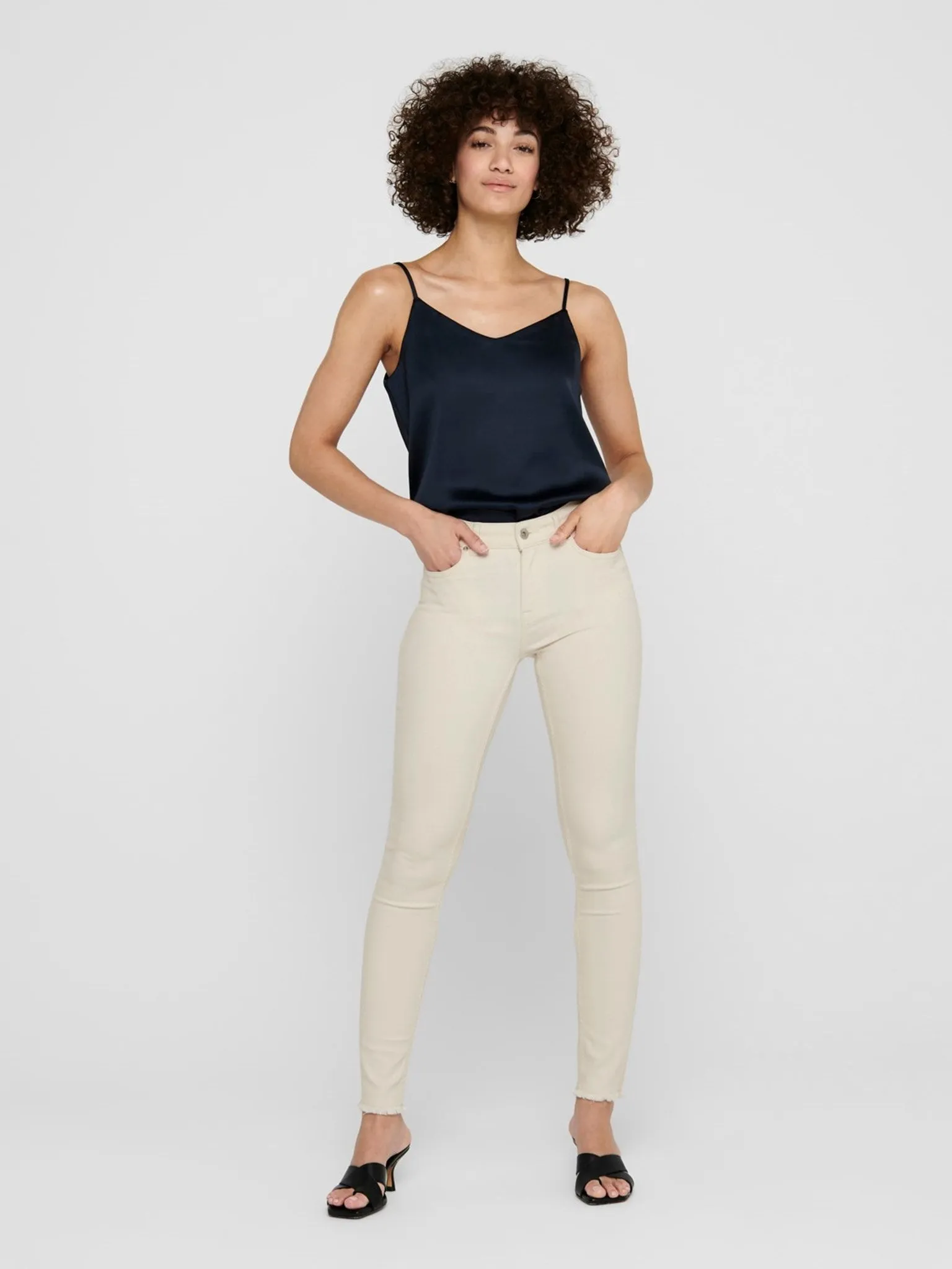 Blush Mid Jeans - Ecru