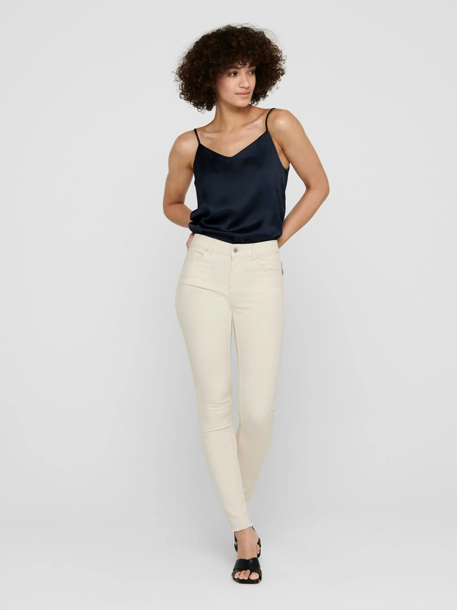 Blush Mid Jeans - Ecru