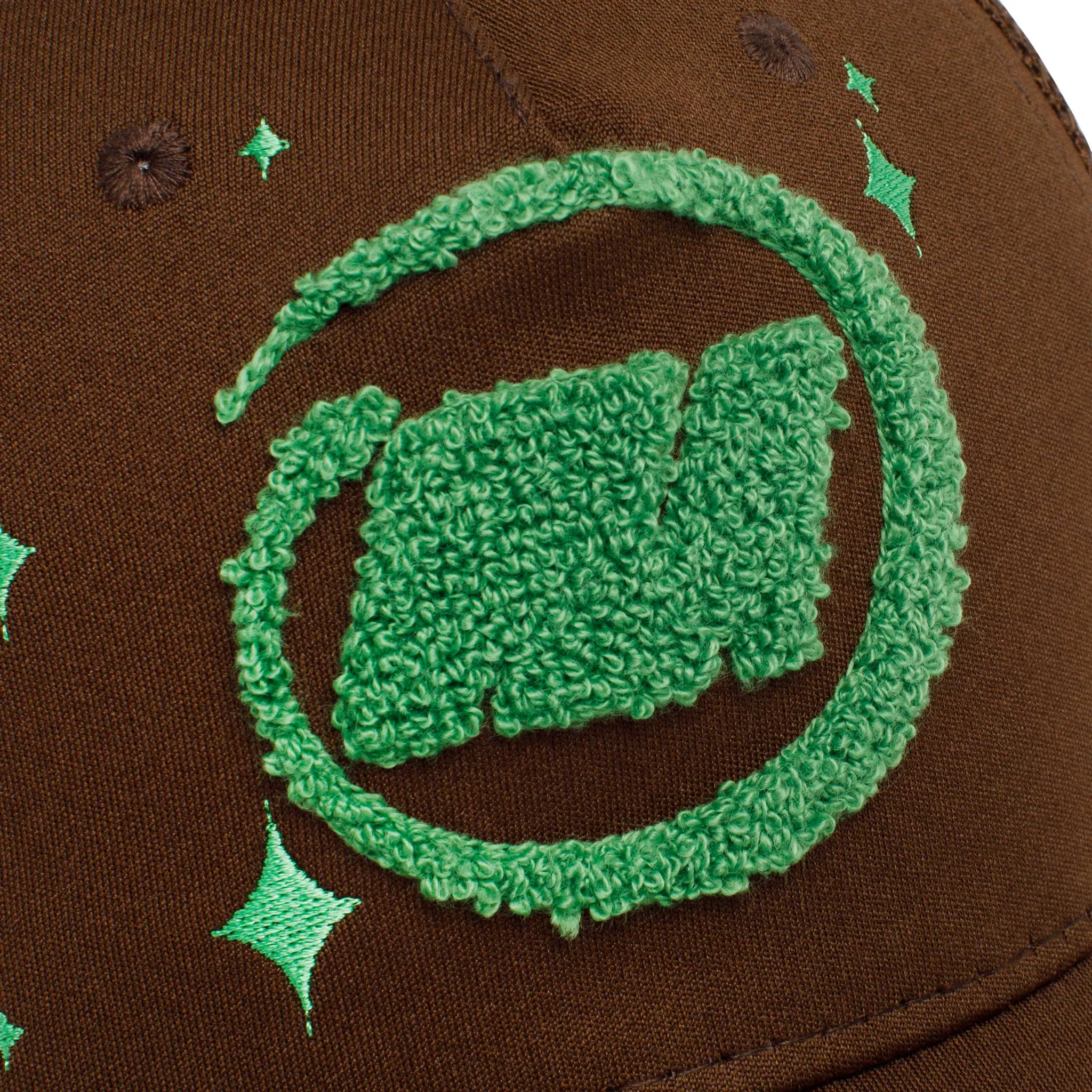 COSMO MARKET TRUCKER Cap (Brown)