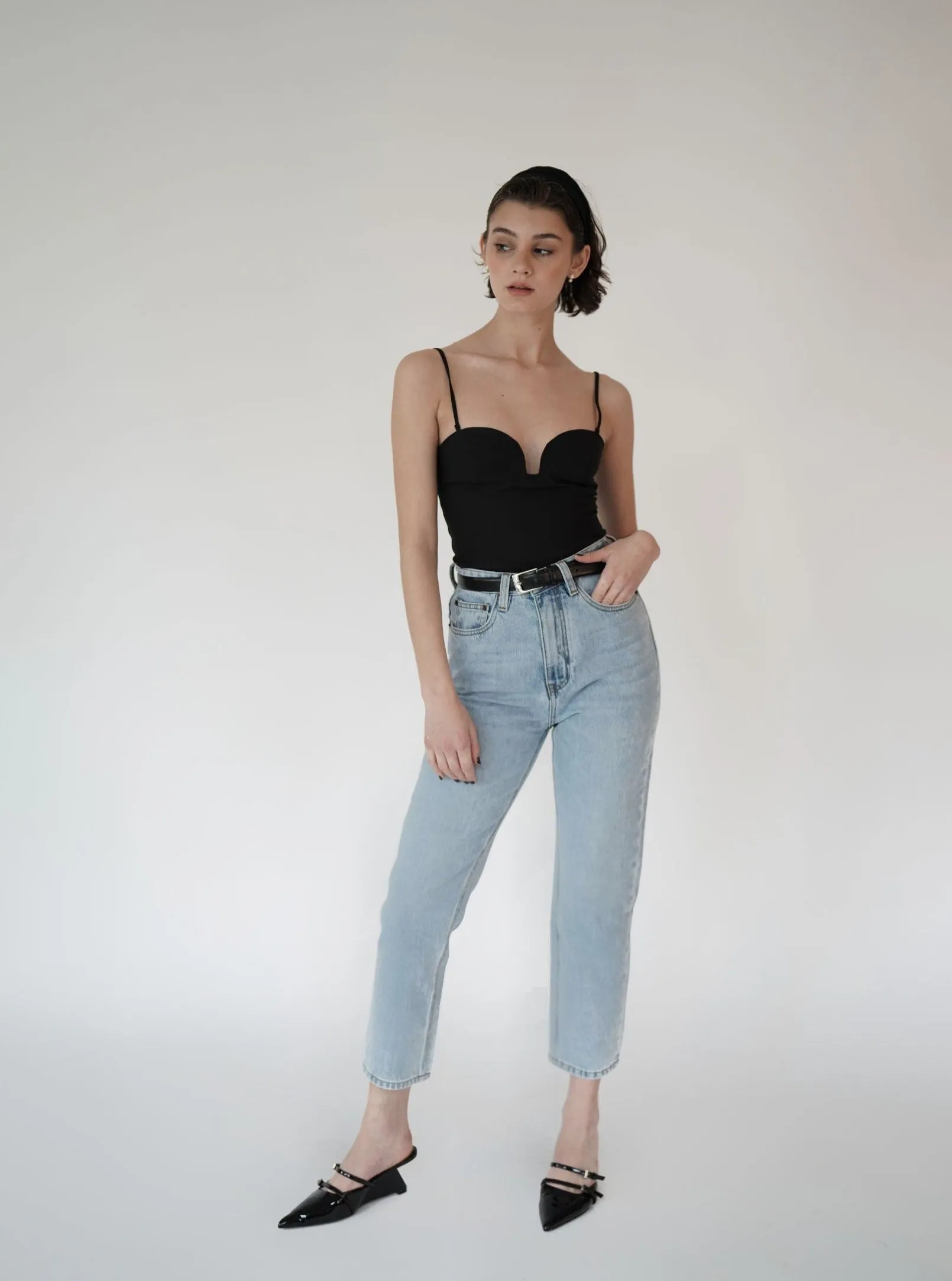 Cropped Straight-Leg Jeans