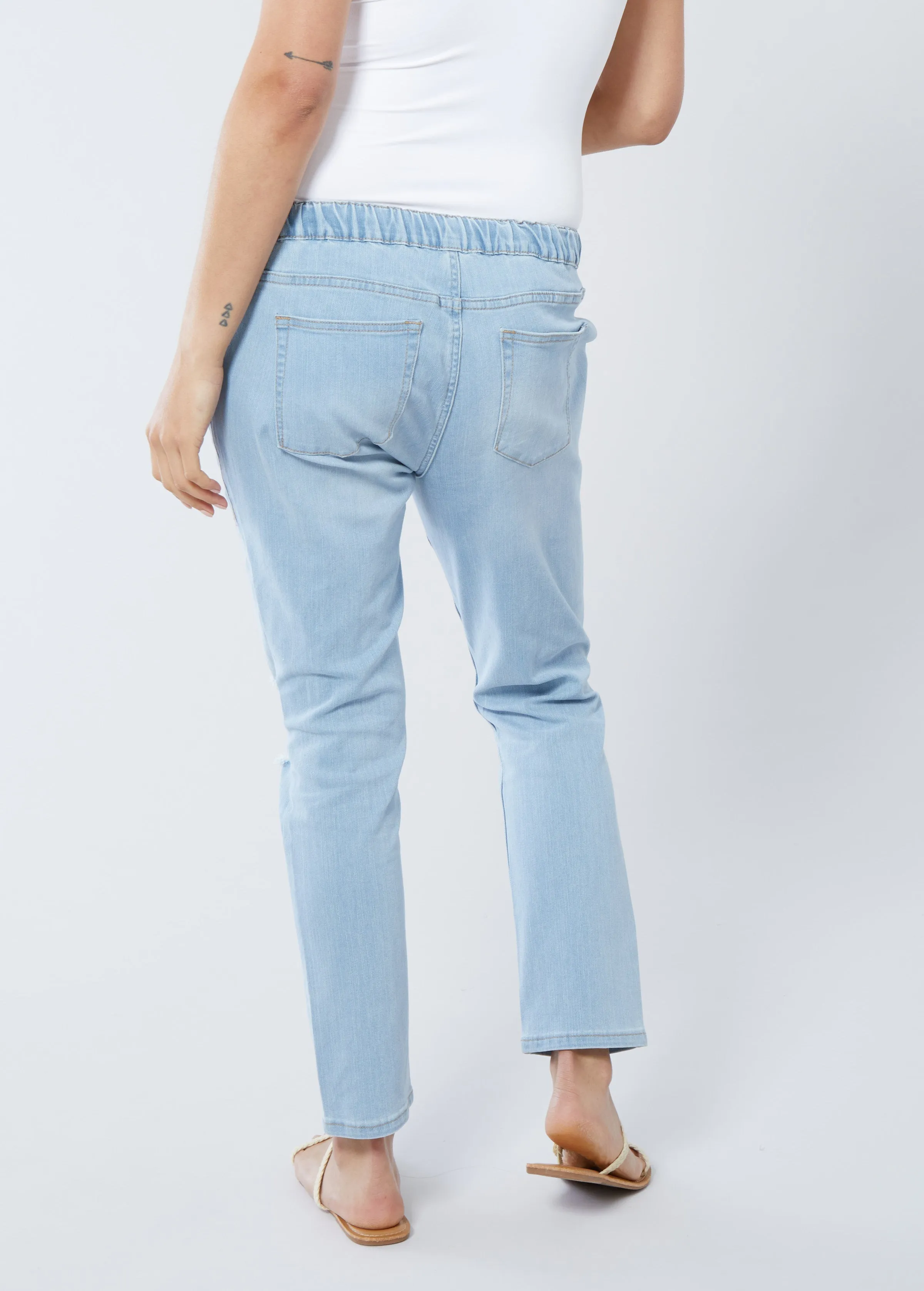 Drawstring Girlfriend Maternity Jeans