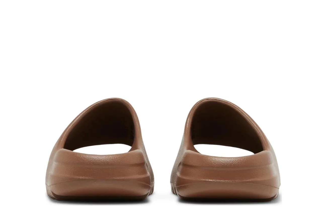 Yeezy Slides 'Flax'